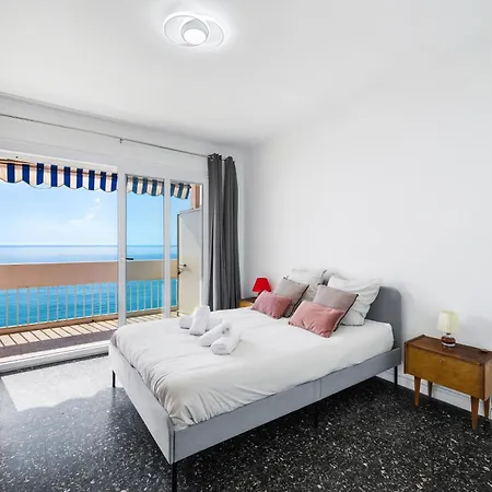 Panorama - Front De - Vue -centre -