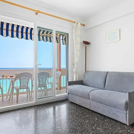 Apartment Le Panorama -vue Exceptionnelle - Dernier Etage - Front De Menton