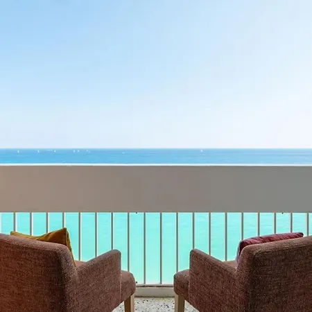 Apartment Le Panorama -vue Exceptionnelle - Dernier Etage - Front De Menton