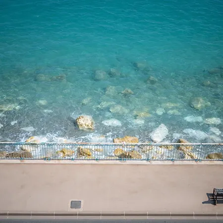 Panorama - Front De - Vue -centre -