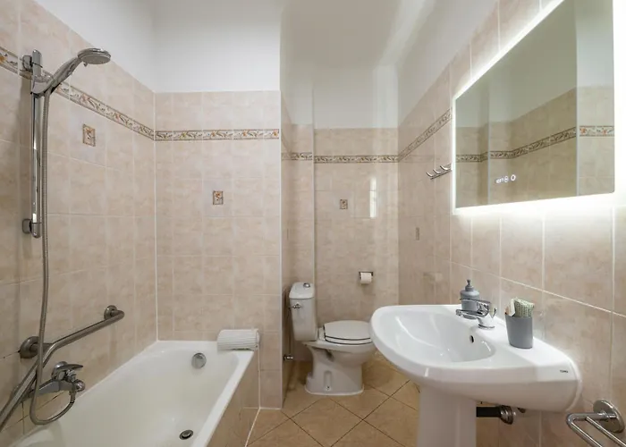 Le Panorama - Front De - Vue -centre Appartement *